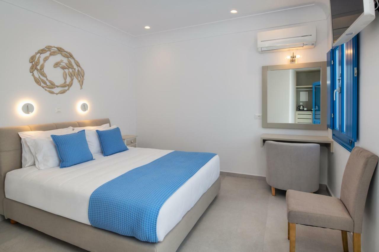 City Break Fira  Luaran gambar