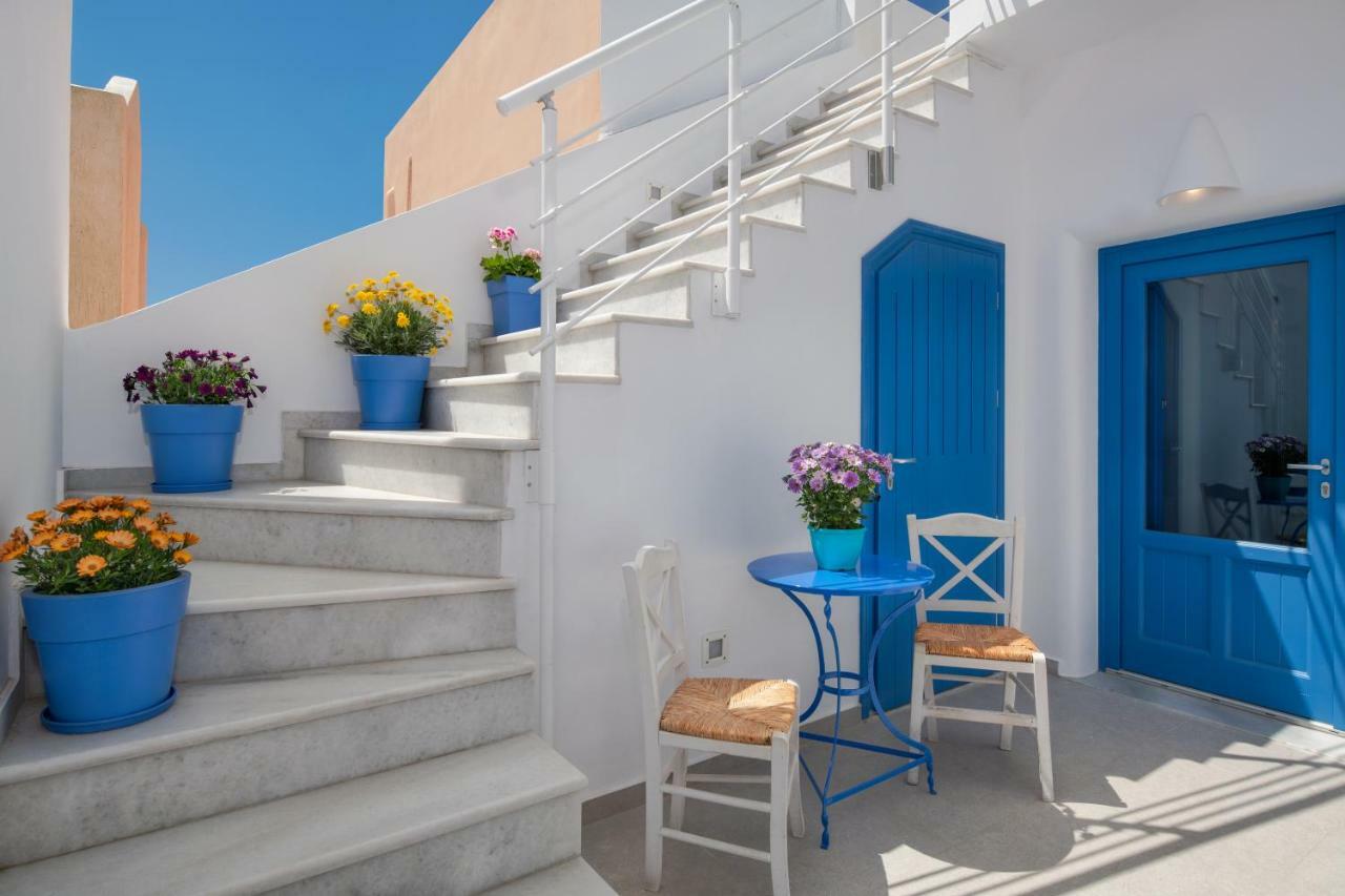 City Break Fira  Luaran gambar