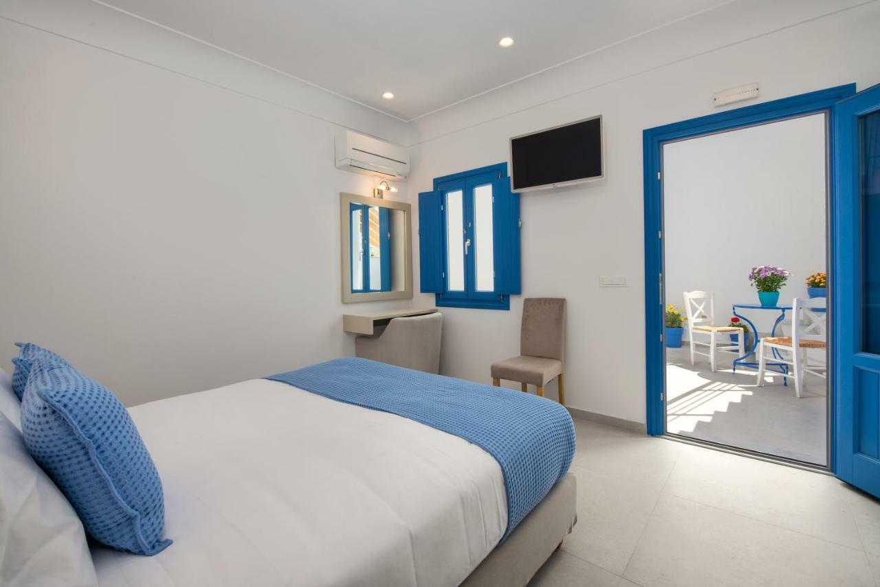 City Break Fira  Luaran gambar